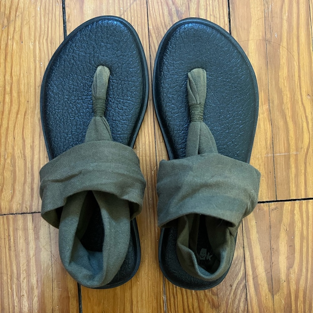 Sanuk Yoga Slings